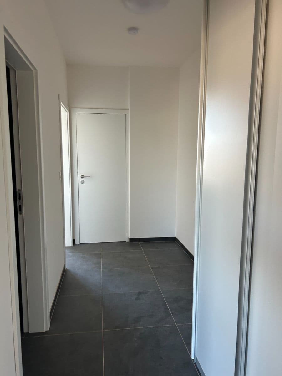 Pronájem bytu 2+kk 55 m², Jordánská, Praha, Praha Pronájem bytu 2+kk 55 m², Jordánská, Praha, Praha