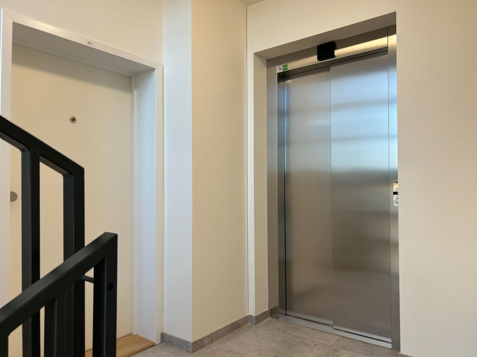 Pronájem bytu 2+kk 55 m², Jordánská, Praha, Praha Pronájem bytu 2+kk 55 m², Jordánská, Praha, Praha