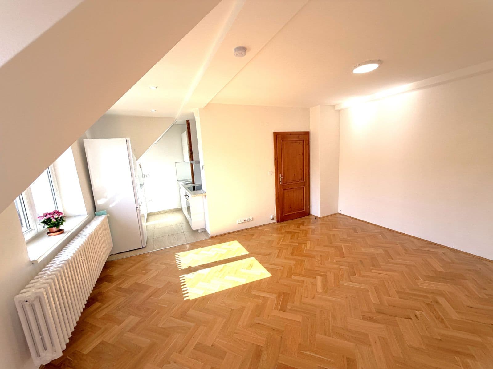 Pronájem bytu 3+kk 95 m², Na Pískách, Praha, Praha Pronájem bytu 3+kk 95 m², Na Pískách, Praha, Praha