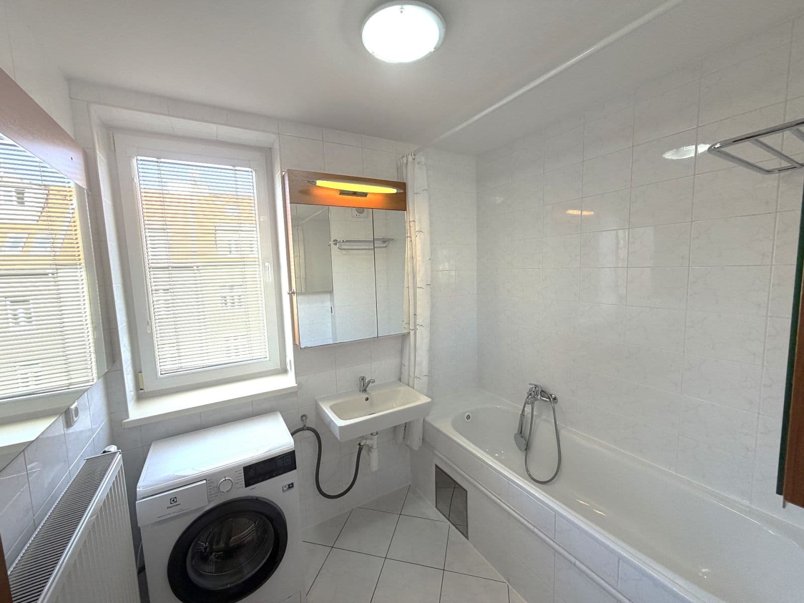 Pronájem bytu 3+kk 95 m², Na Pískách, Praha, Praha Pronájem bytu 3+kk 95 m², Na Pískách, Praha, Praha