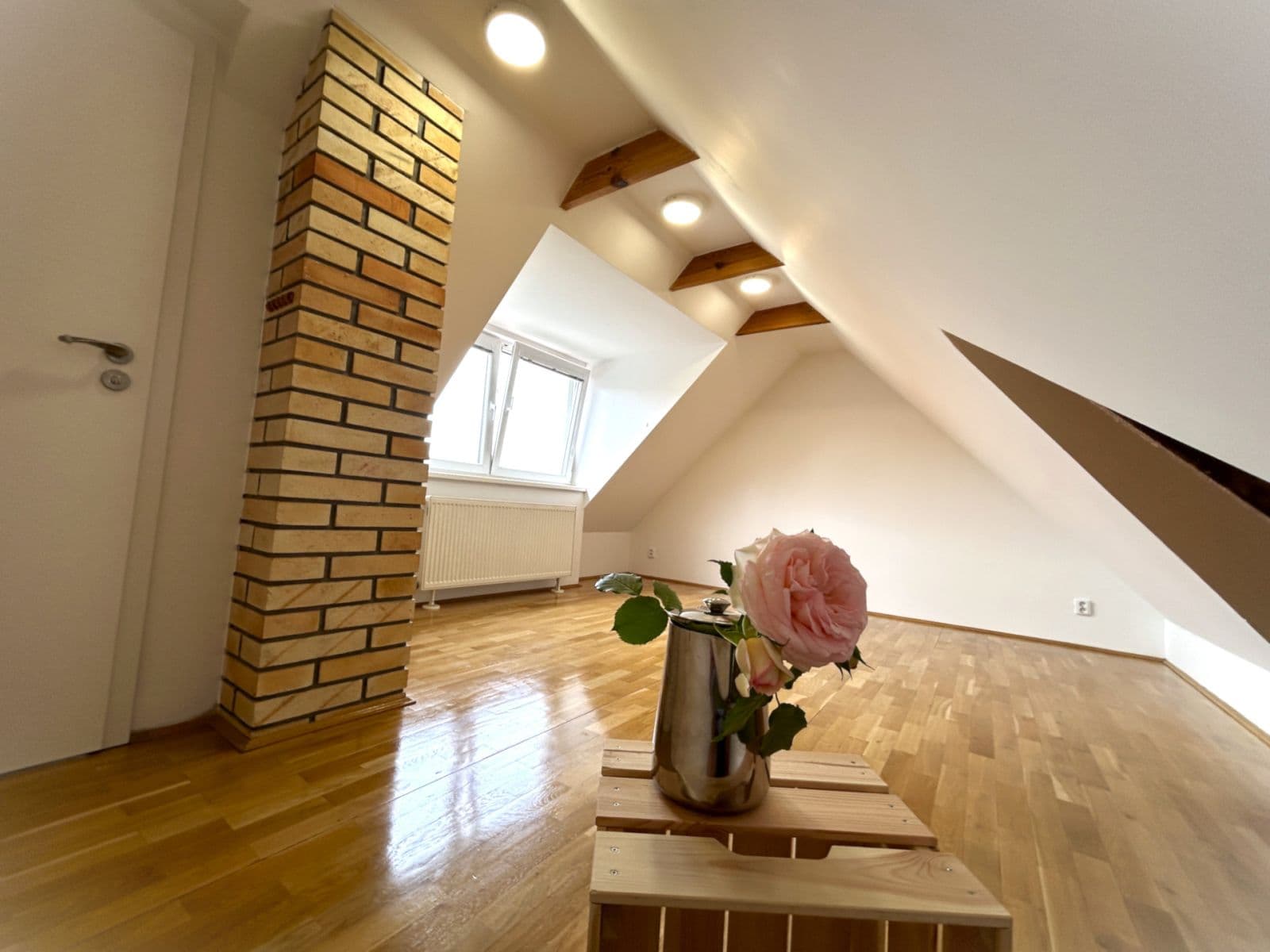 Pronájem bytu 3+kk 76 m², Na Pískách, Praha, Praha Pronájem bytu 3+kk 76 m², Na Pískách, Praha, Praha