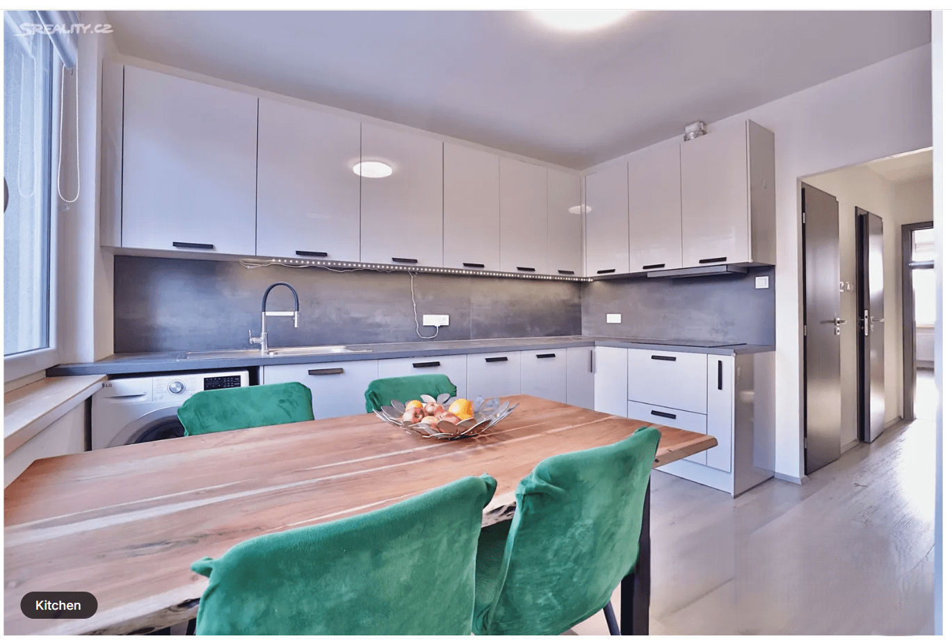 Pronájem bytu 3+1 77 m², Bryksova, Praha, Praha Pronájem bytu 3+1 77 m², Bryksova, Praha, Praha