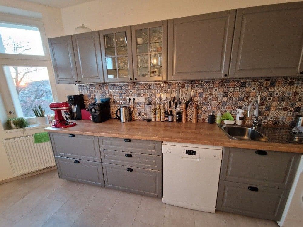 Pronájem bytu 3+1 86 m², Emy Destinové, Ústí nad Labem, Ústecký kraj Pronájem bytu 3+1 86 m², Emy Destinové, Ústí nad Labem, Ústecký kraj