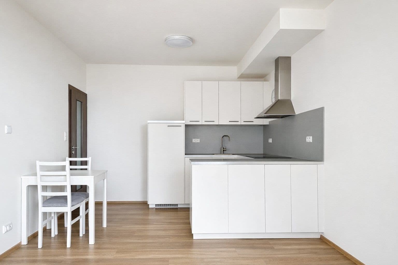 Pronájem bytu 2+kk 59 m², Svitákova, Praha, Praha Pronájem bytu 2+kk 59 m², Svitákova, Praha, Praha