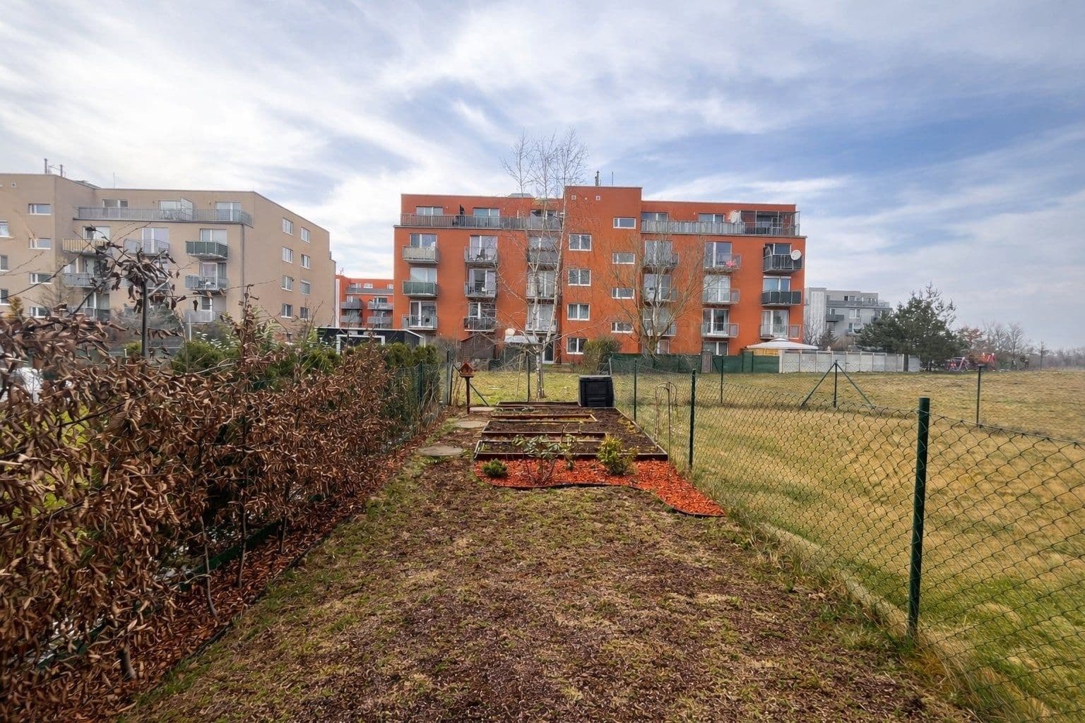 Pronájem bytu 1+kk 30 m², Ovesná, Hostivice, Středočeský kraj Pronájem bytu 1+kk 30 m², Ovesná, Hostivice, Středočeský kraj