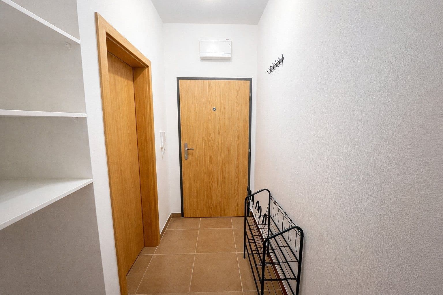 Pronájem bytu 1+kk 30 m², Ovesná, Hostivice, Středočeský kraj Pronájem bytu 1+kk 30 m², Ovesná, Hostivice, Středočeský kraj