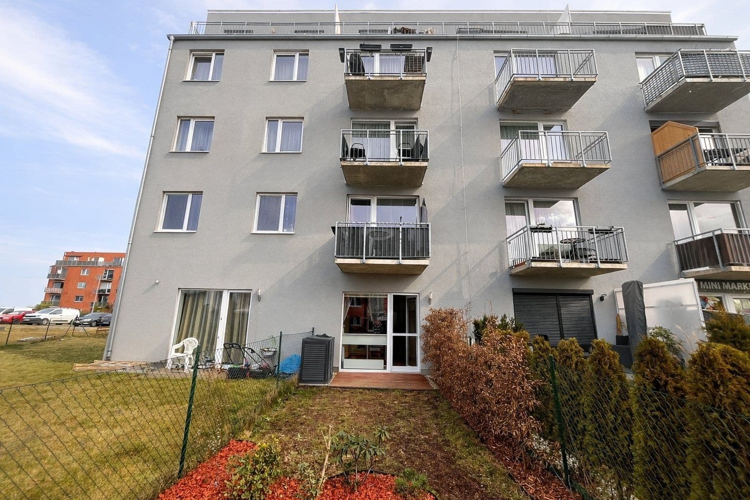 Pronájem bytu 1+kk 30 m², Ovesná, Hostivice, Středočeský kraj Pronájem bytu 1+kk 30 m², Ovesná, Hostivice, Středočeský kraj