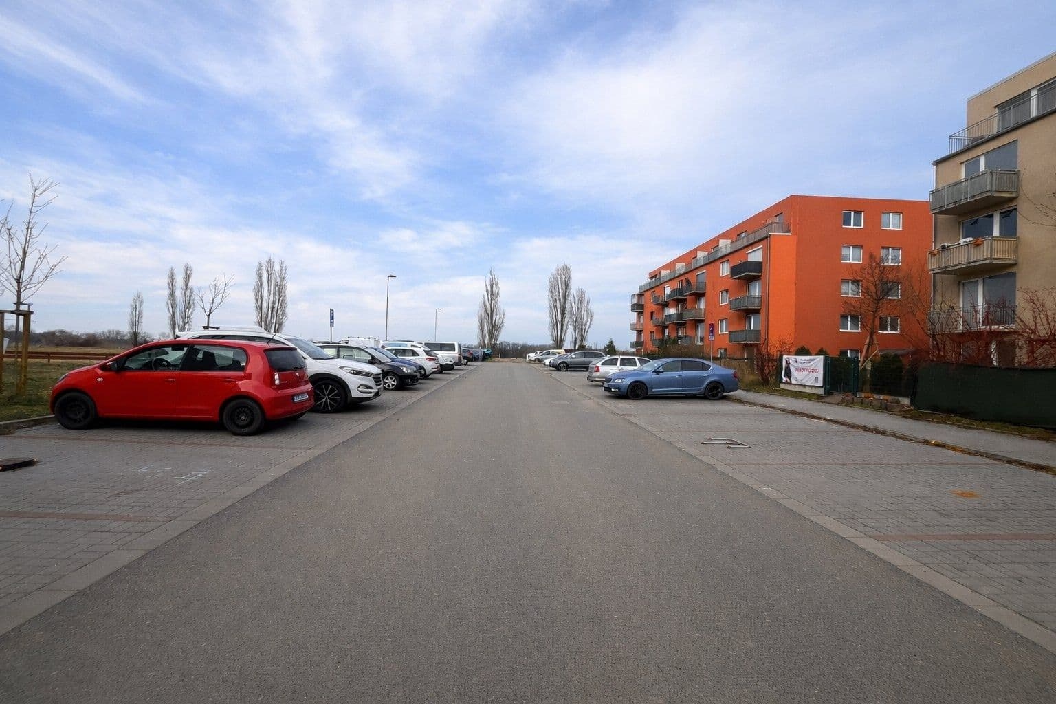 Pronájem bytu 1+kk 30 m², Ovesná, Hostivice, Středočeský kraj Pronájem bytu 1+kk 30 m², Ovesná, Hostivice, Středočeský kraj