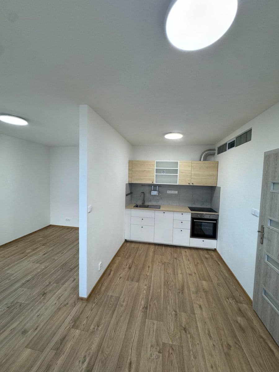 Prodej bytu 2+kk 41 m², Palliardiho, Znojmo, Jihomoravský kraj Prodej bytu 2+kk 41 m², Palliardiho, Znojmo, Jihomoravský kraj