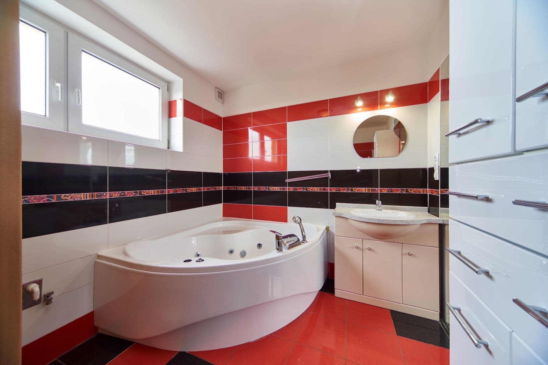 Prodej domu 271 m², pozemek 471 m², Dlážděná, Zaječí, Jihomoravský kraj Prodej domu 271 m², pozemek 471 m², Dlážděná, Zaječí, Jihomoravský kraj
