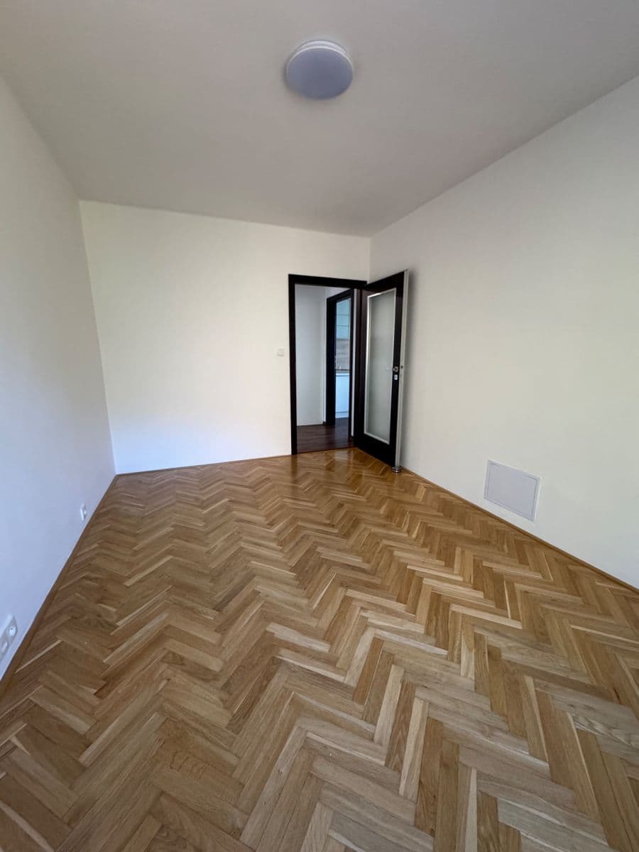 Pronájem bytu 3+1 90 m², Stoliční, Děčín, Ústecký kraj Pronájem bytu 3+1 90 m², Stoliční, Děčín, Ústecký kraj