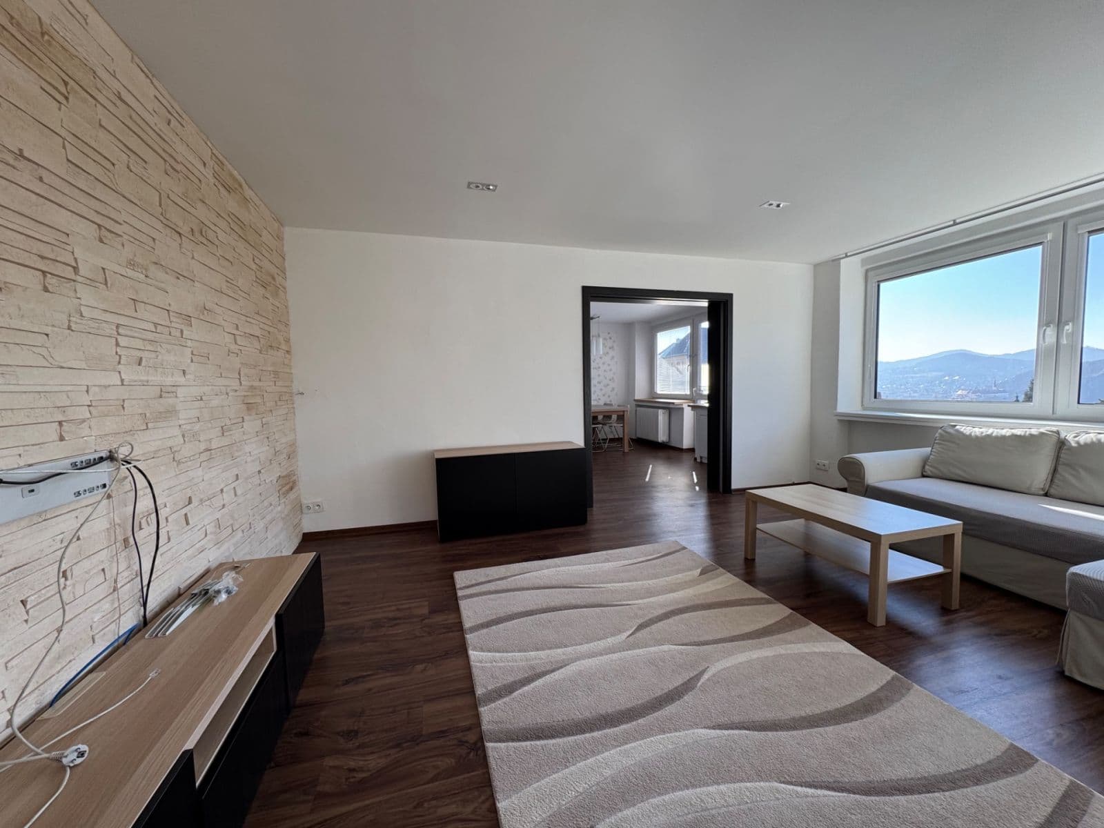 Pronájem bytu 3+1 90 m², Stoliční, Děčín, Ústecký kraj Pronájem bytu 3+1 90 m², Stoliční, Děčín, Ústecký kraj