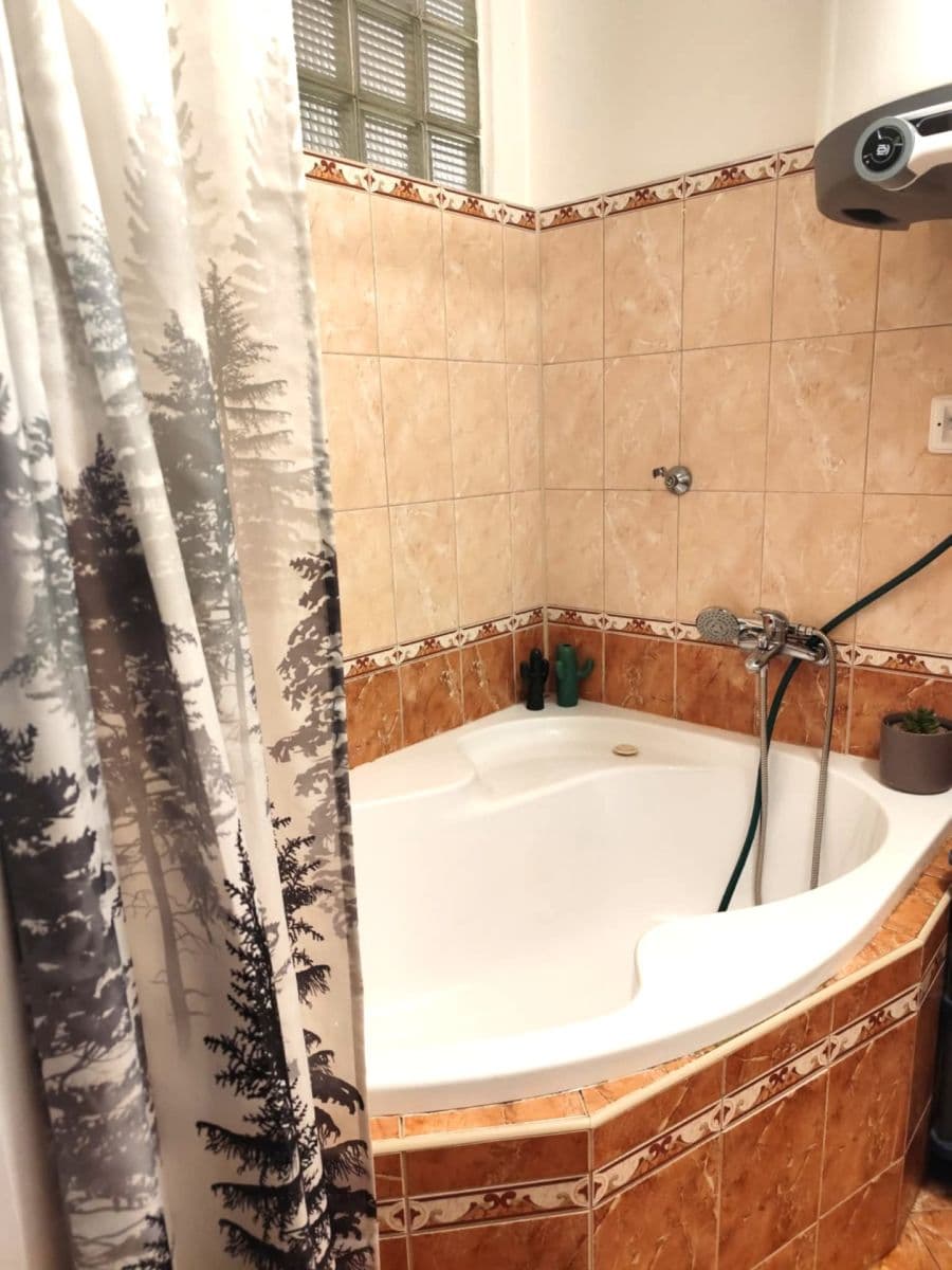 Prodej bytu 3+1 83 m², Dr. E. Beneše, Bruntál, Moravskoslezský kraj Prodej bytu 3+1 83 m², Dr. E. Beneše, Bruntál, Moravskoslezský kraj