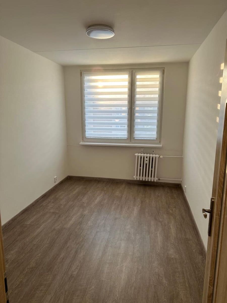 Pronájem bytu 2+kk 45 m², Nechvílova, Praha, Praha Pronájem bytu 2+kk 45 m², Nechvílova, Praha, Praha
