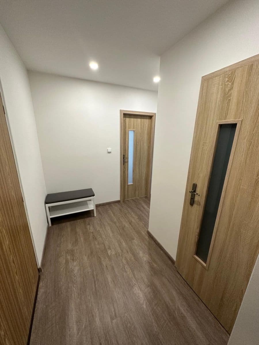 Pronájem bytu 2+kk 45 m², Nechvílova, Praha, Praha Pronájem bytu 2+kk 45 m², Nechvílova, Praha, Praha