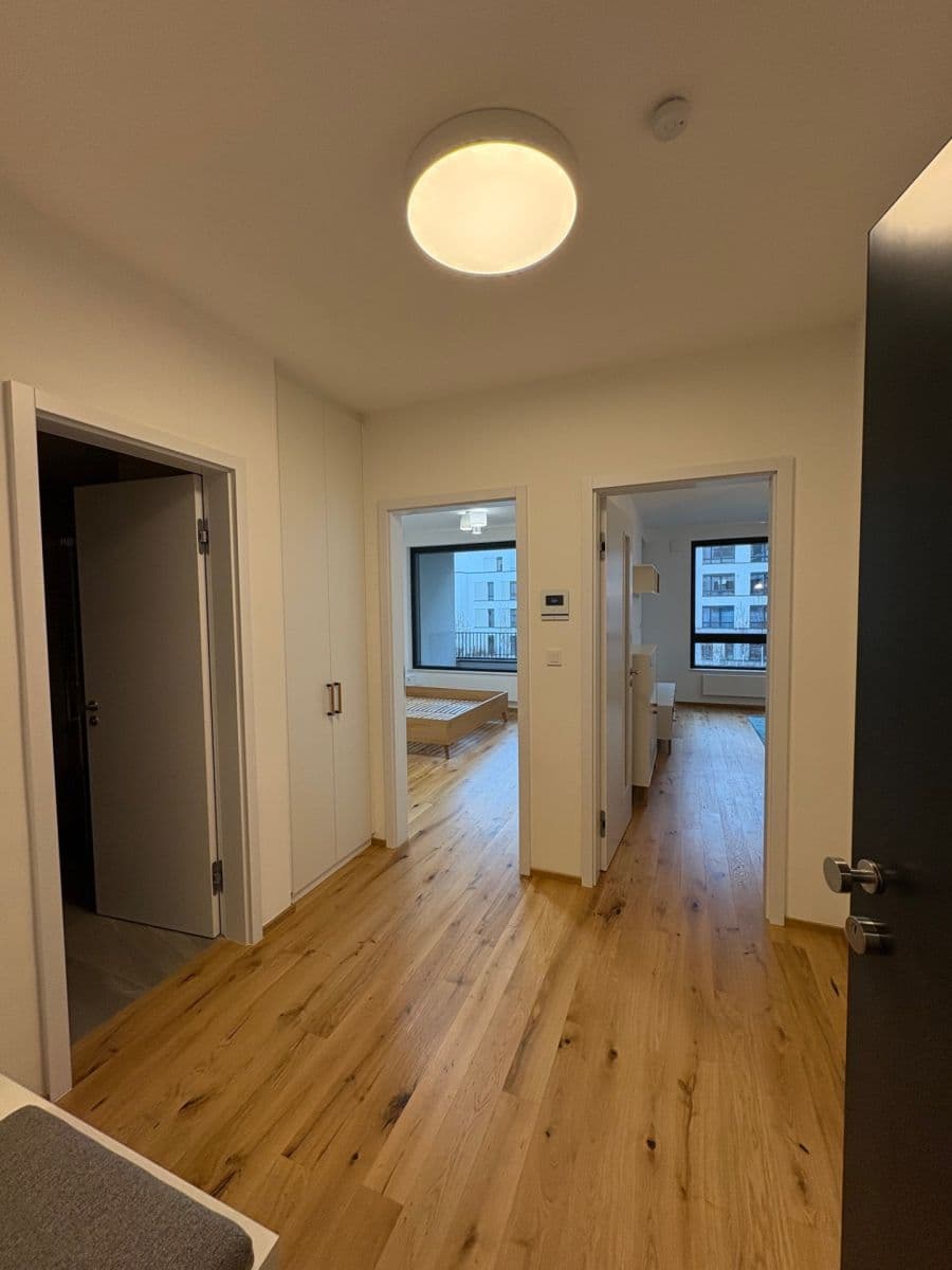 Pronájem bytu 2+kk 54 m², Závišova, Praha, Praha Pronájem bytu 2+kk 54 m², Závišova, Praha, Praha