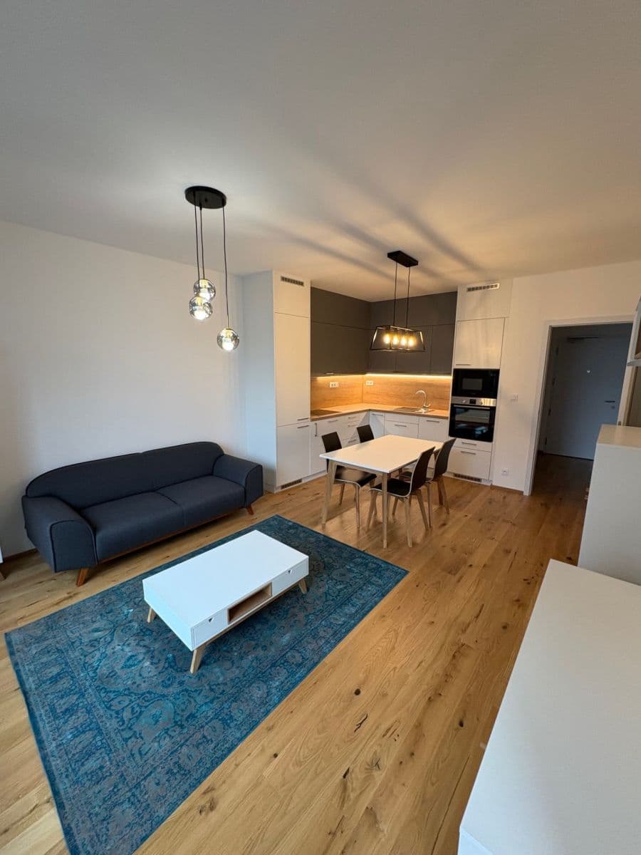 Pronájem bytu 2+kk 54 m², Závišova, Praha, Praha Pronájem bytu 2+kk 54 m², Závišova, Praha, Praha