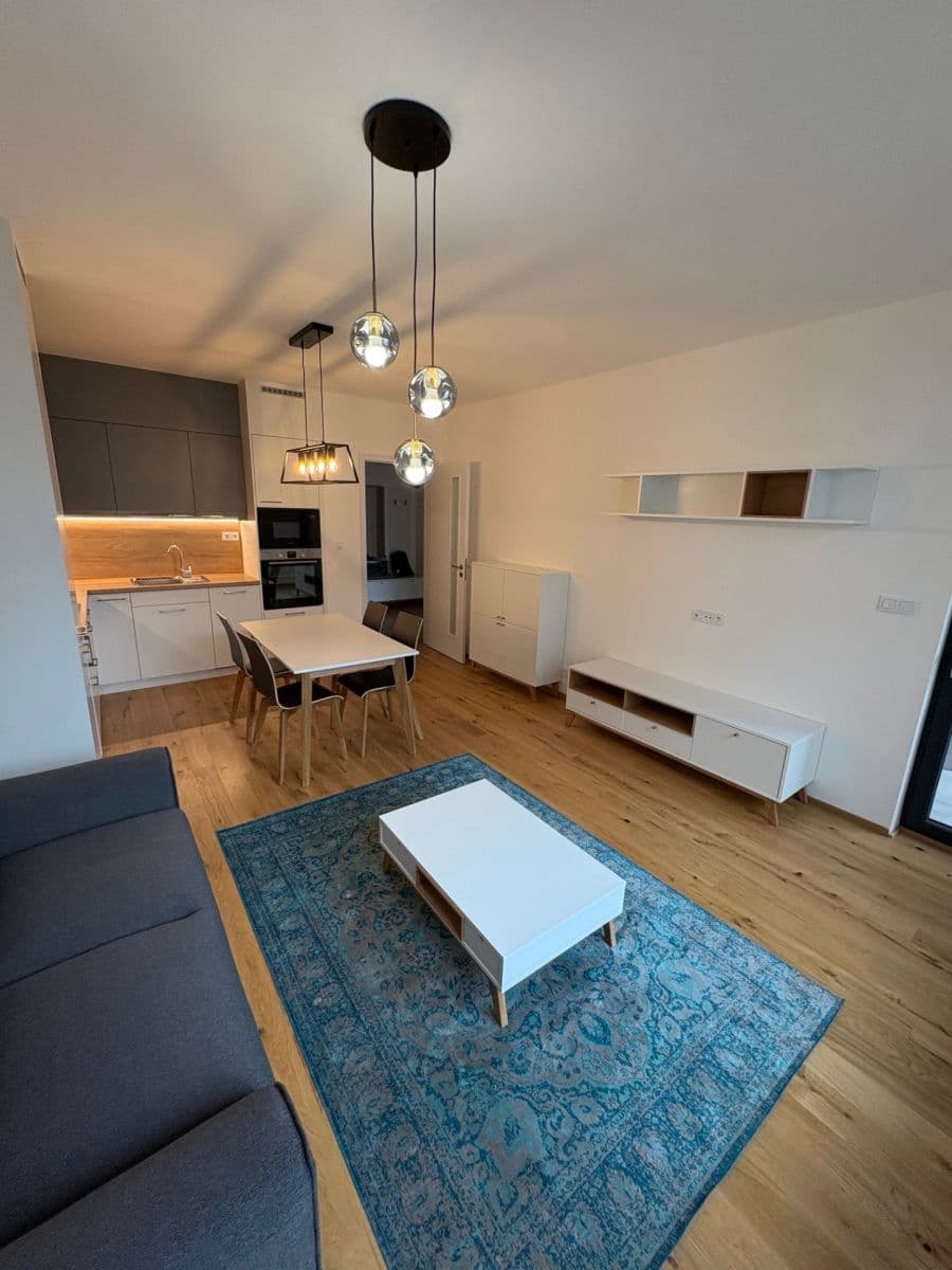 Pronájem bytu 2+kk 54 m², Závišova, Praha, Praha Pronájem bytu 2+kk 54 m², Závišova, Praha, Praha
