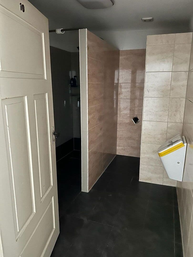 Prodej domu 644 m², pozemek 669 m², Calw, Bádensko-Württembersko Prodej domu 644 m², pozemek 669 m², Calw, Bádensko-Württembersko