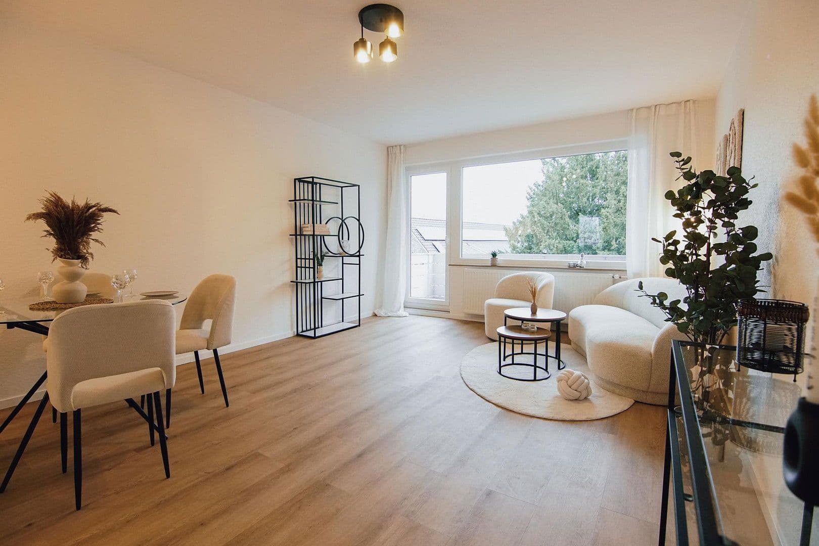 Prodej bytu 3+1 79 m², Bremen, Bremen Prodej bytu 3+1 79 m², Bremen, Bremen