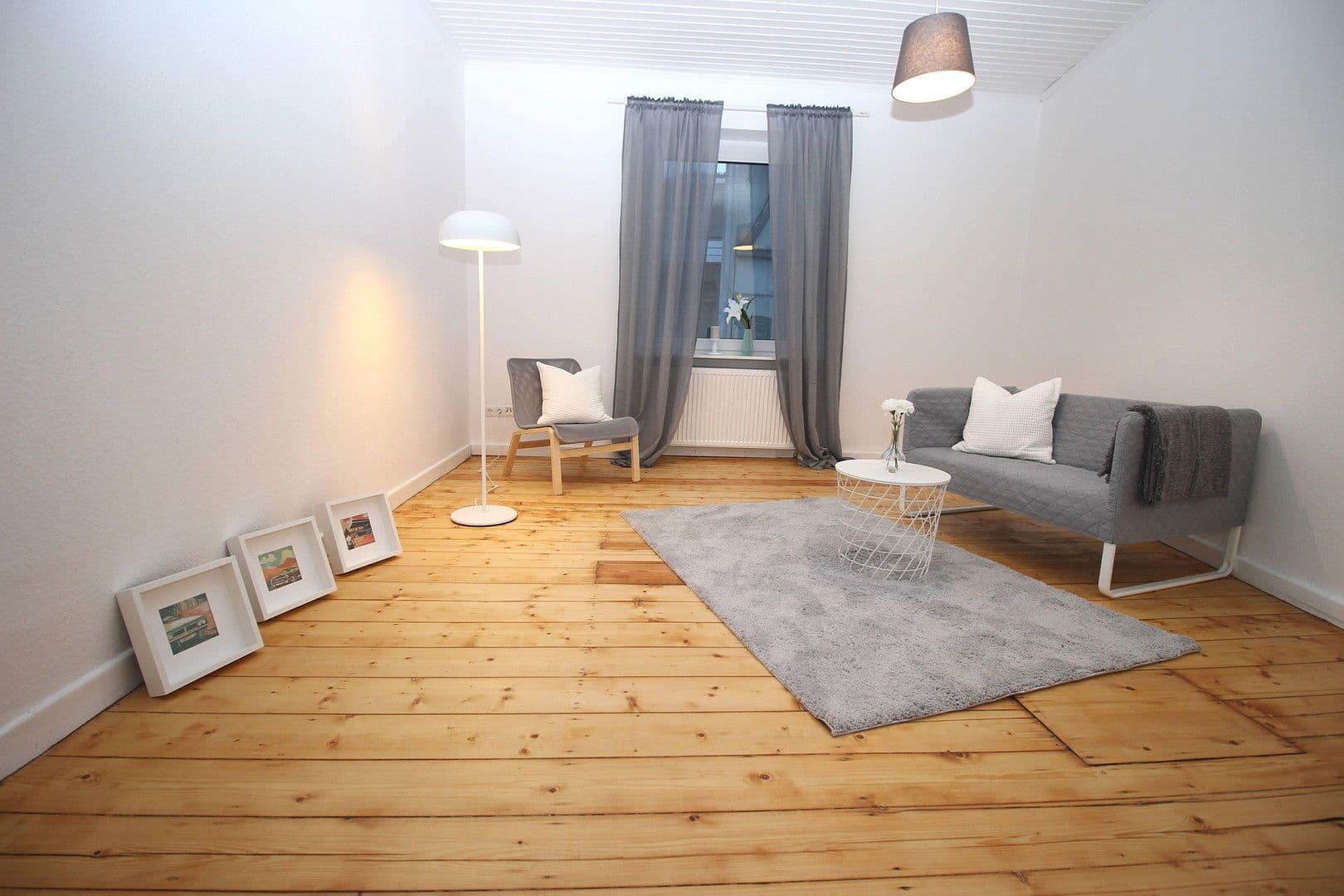 Prodej bytu 2+1 64 m², Wuppertal, Severní Porýní-Vestfálsko Prodej bytu 2+1 64 m², Wuppertal, Severní Porýní-Vestfálsko