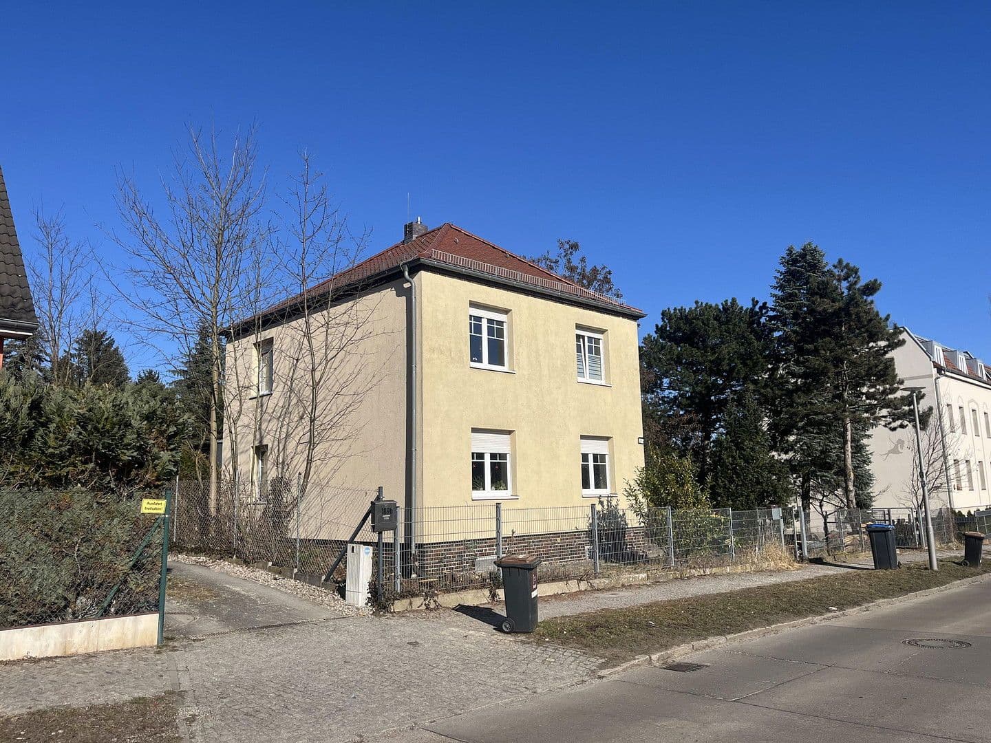 Prodej domu 126 m², pozemek 790 m², Berlin, Berlín Prodej domu 126 m², pozemek 790 m², Berlin, Berlín
