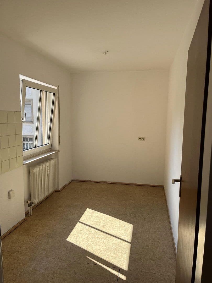 Pronájem bytu 3+1 71 m², Hardtstr. 36, Karlsruhe, Bádensko-Württembersko Pronájem bytu 3+1 71 m², Hardtstr. 36, Karlsruhe, Bádensko-Württembersko