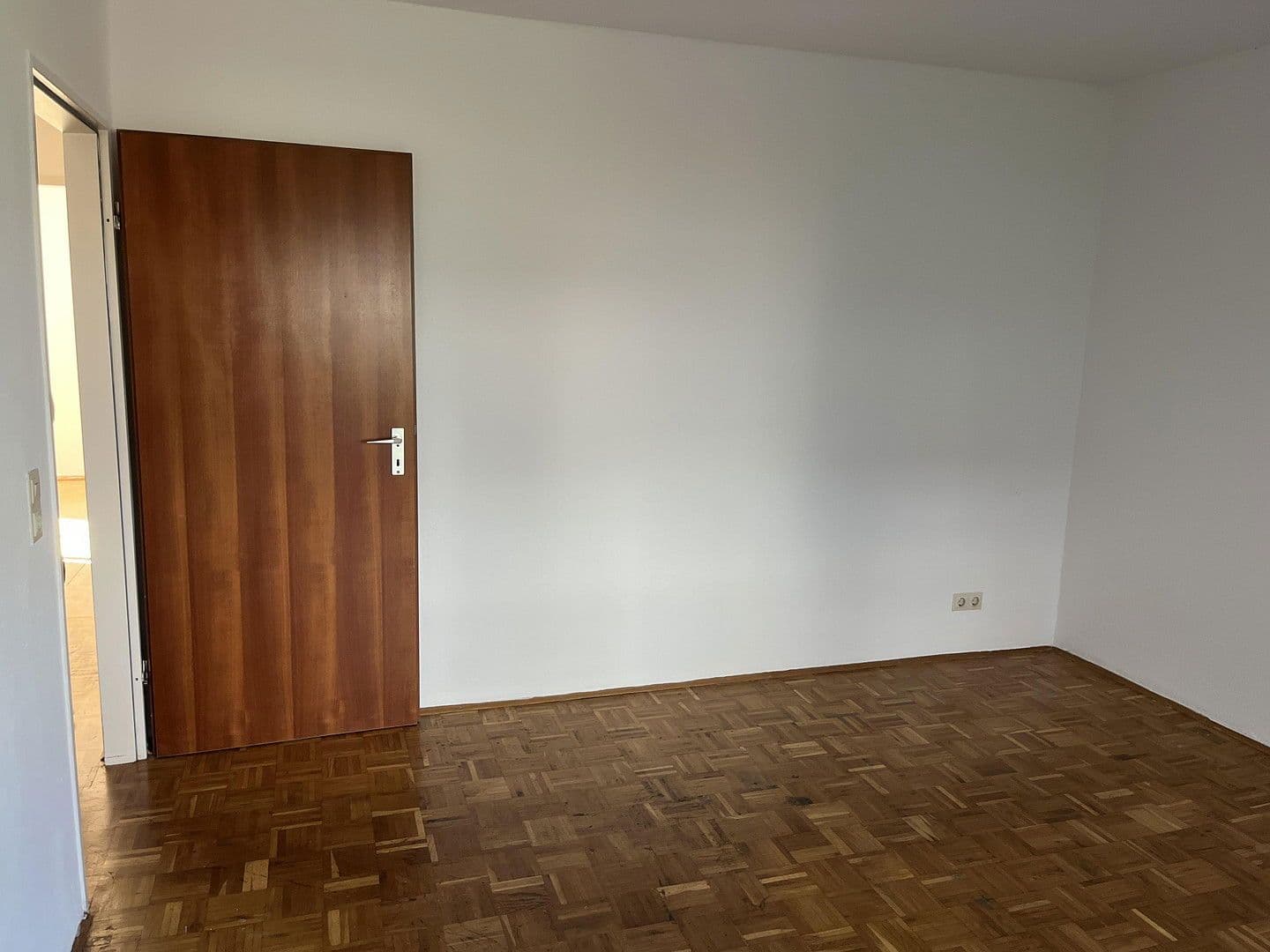 Pronájem bytu 3+1 71 m², Hardtstr. 36, Karlsruhe, Bádensko-Württembersko Pronájem bytu 3+1 71 m², Hardtstr. 36, Karlsruhe, Bádensko-Württembersko