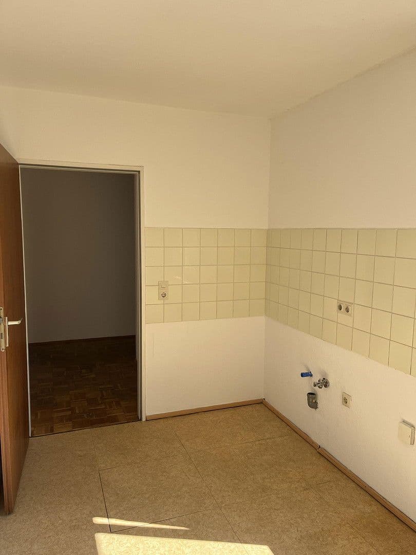 Pronájem bytu 3+1 71 m², Hardtstr. 36, Karlsruhe, Bádensko-Württembersko Pronájem bytu 3+1 71 m², Hardtstr. 36, Karlsruhe, Bádensko-Württembersko