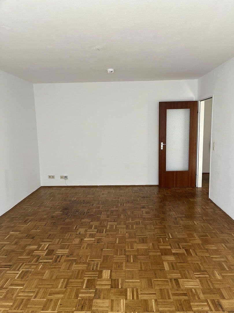 Pronájem bytu 3+1 71 m², Hardtstr. 36, Karlsruhe, Bádensko-Württembersko Pronájem bytu 3+1 71 m², Hardtstr. 36, Karlsruhe, Bádensko-Württembersko