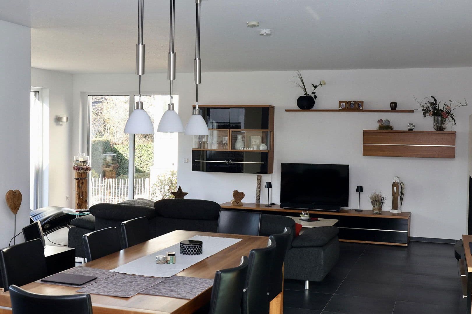 Prodej domu 183 m², pozemek 483 m², Ludwigsburg, Bádensko-Württembersko Prodej domu 183 m², pozemek 483 m², Ludwigsburg, Bádensko-Württembersko