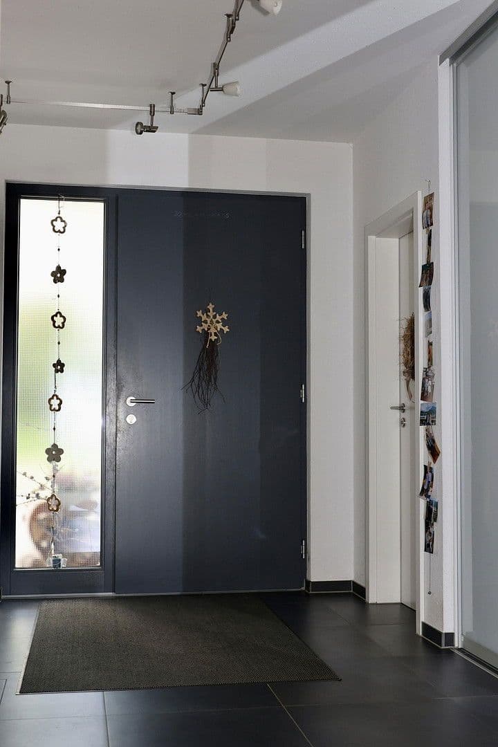 Prodej domu 183 m², pozemek 483 m², Ludwigsburg, Bádensko-Württembersko Prodej domu 183 m², pozemek 483 m², Ludwigsburg, Bádensko-Württembersko