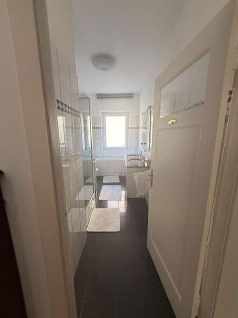 Prodej bytu 2+kk 100 m², Blissestraße 55, Berlin, Berlín Prodej bytu 2+kk 100 m², Blissestraße 55, Berlin, Berlín