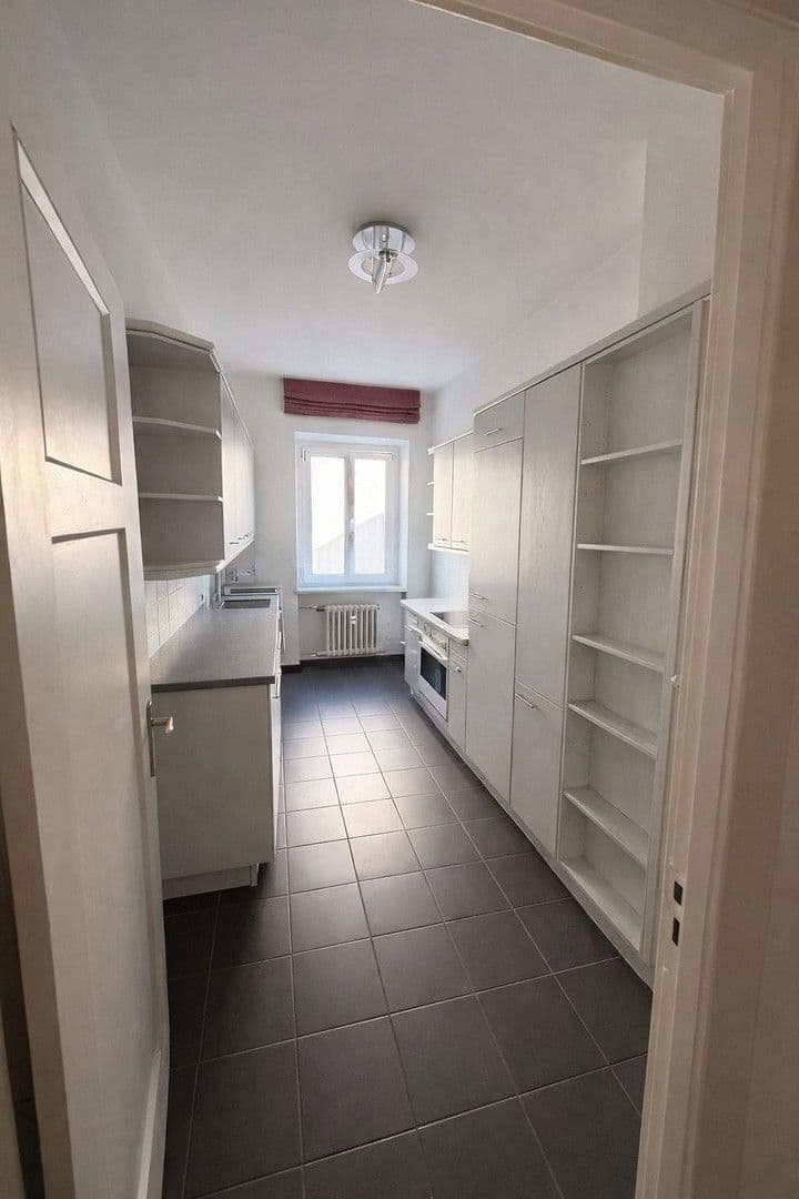 Prodej bytu 2+kk 100 m², Blissestraße 55, Berlin, Berlín Prodej bytu 2+kk 100 m², Blissestraße 55, Berlin, Berlín