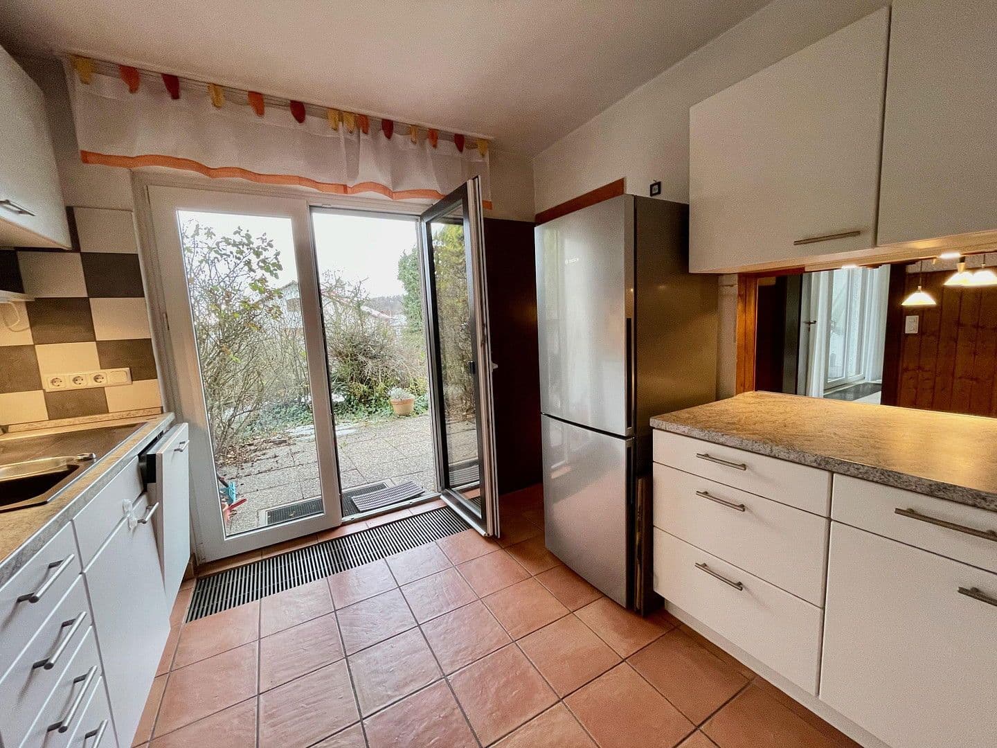 Prodej domu 174 m², pozemek 651 m², Friedrichsdorf, Hessen Prodej domu 174 m², pozemek 651 m², Friedrichsdorf, Hessen