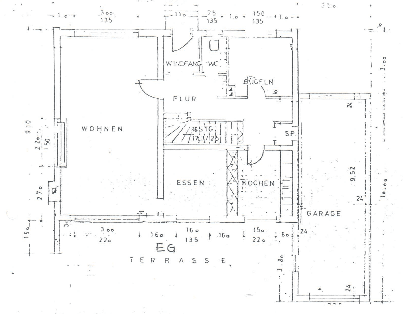 Prodej domu 174 m², pozemek 651 m², Friedrichsdorf, Hessen Prodej domu 174 m², pozemek 651 m², Friedrichsdorf, Hessen