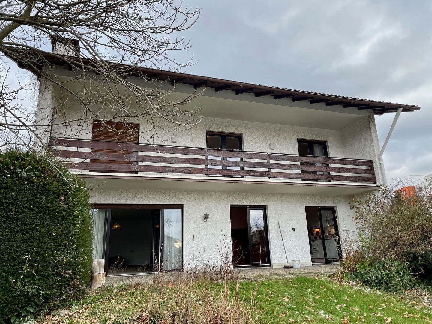 Prodej domu 174 m², pozemek 651 m², Friedrichsdorf, Hessen Prodej domu 174 m², pozemek 651 m², Friedrichsdorf, Hessen