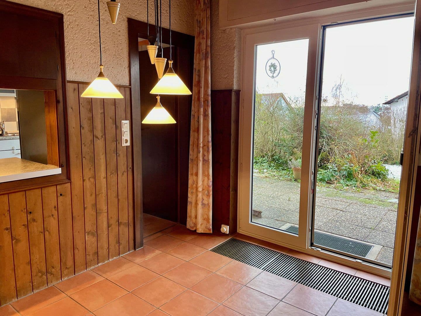 Prodej domu 174 m², pozemek 651 m², Friedrichsdorf, Hessen Prodej domu 174 m², pozemek 651 m², Friedrichsdorf, Hessen