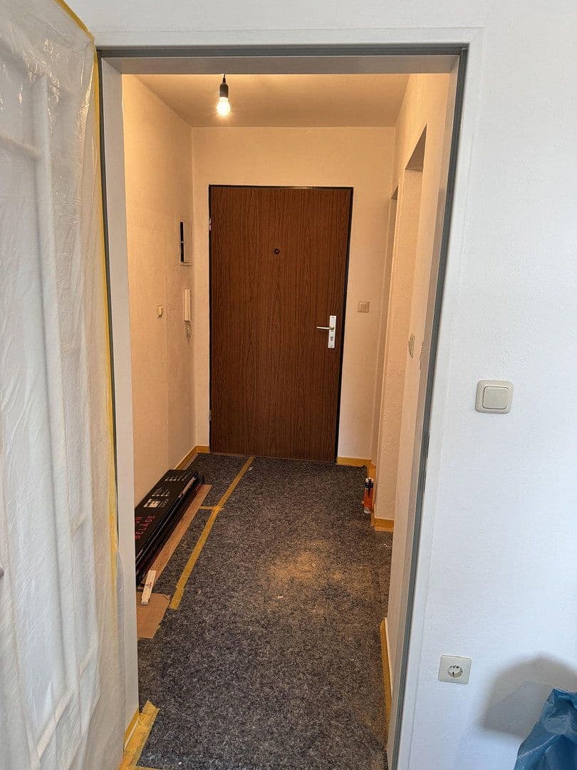 Pronájem bytu 1+1 34 m², Lohgrabenstr. 1A, Regensburg, Bavorsko Pronájem bytu 1+1 34 m², Lohgrabenstr. 1A, Regensburg, Bavorsko