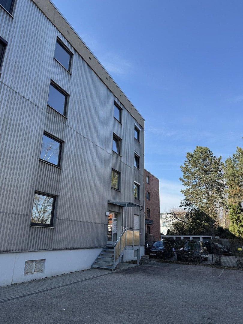 Pronájem bytu 1+1 34 m², Lohgrabenstr. 1A, Regensburg, Bavorsko Pronájem bytu 1+1 34 m², Lohgrabenstr. 1A, Regensburg, Bavorsko