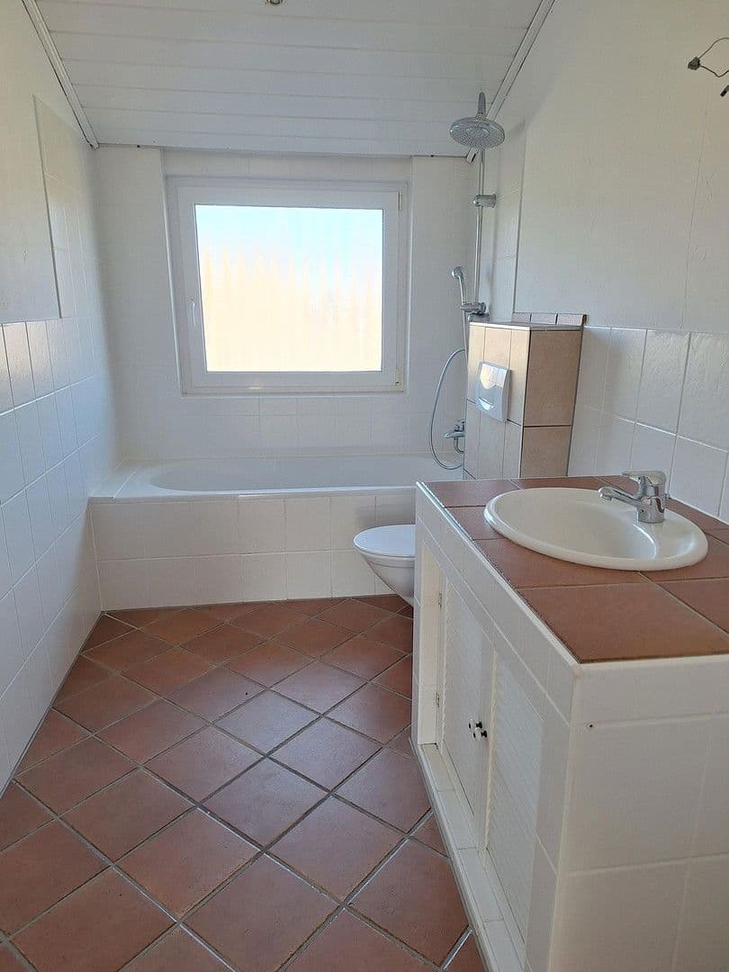 Prodej bytu 3+kk 88 m², Hauptstraße 38, Bovenden, Dolní Sasko Prodej bytu 3+kk 88 m², Hauptstraße 38, Bovenden, Dolní Sasko