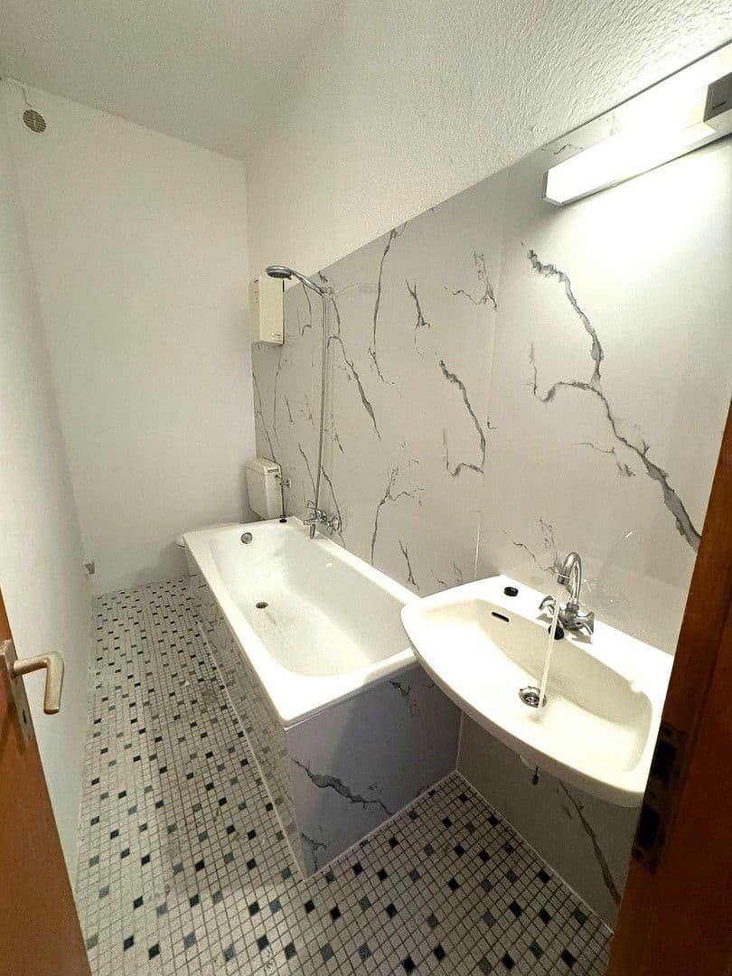 Prodej domu 399 m², Marienstr 30, Wuppertal, Severní Porýní-Vestfálsko Prodej domu 399 m², Marienstr 30, Wuppertal, Severní Porýní-Vestfálsko