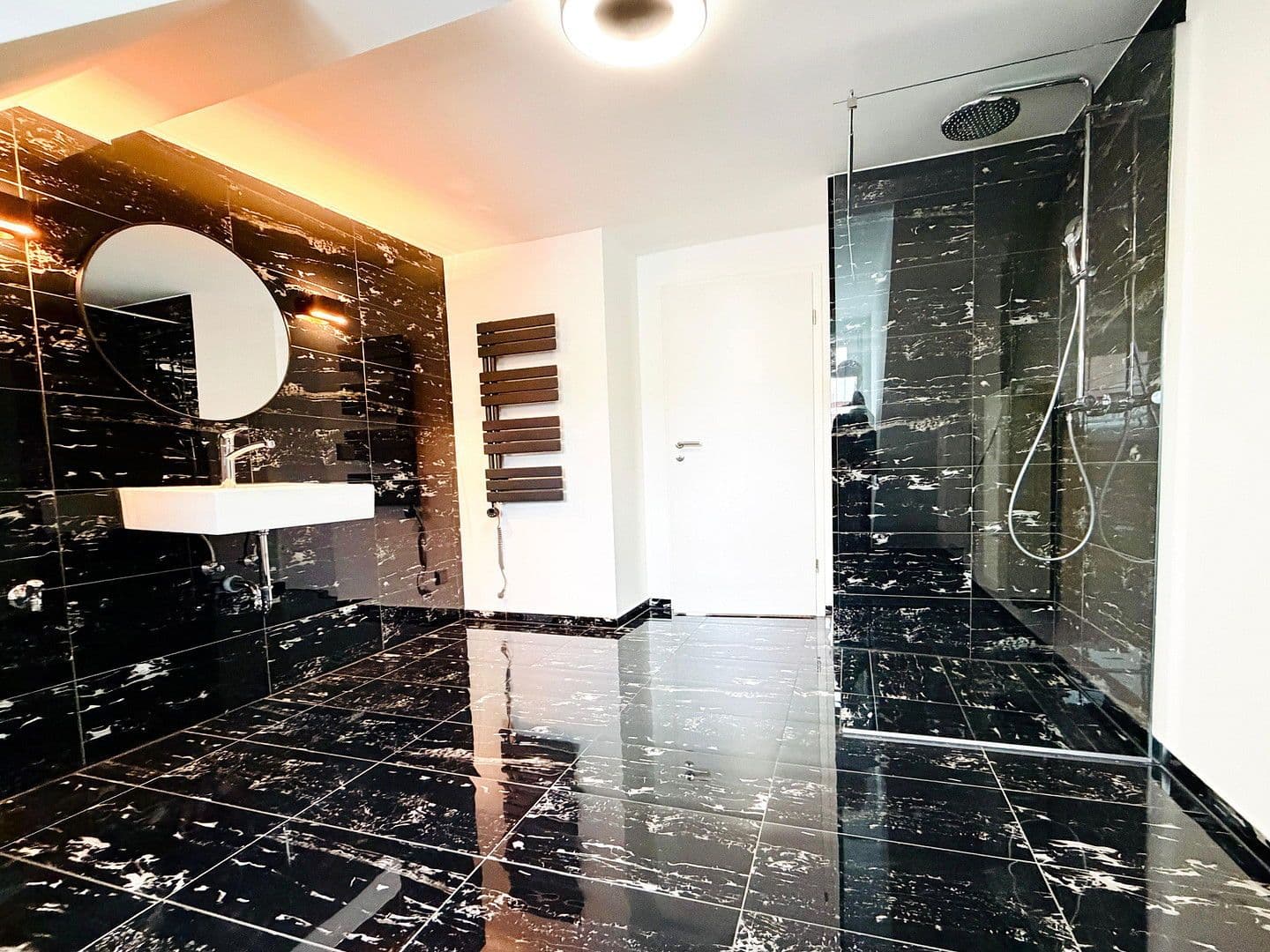 Prodej bytu 3+1 85 m², Gleimstraße 61, Berlin, Berlín Prodej bytu 3+1 85 m², Gleimstraße 61, Berlin, Berlín