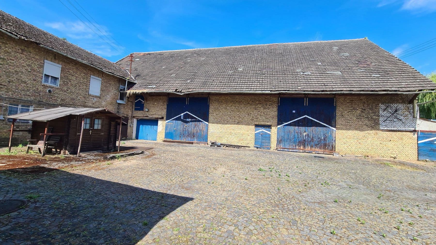 Prodej domu 180 m², pozemek 1.330 m², Wiesbaden, Hessen Prodej domu 180 m², pozemek 1.330 m², Wiesbaden, Hessen