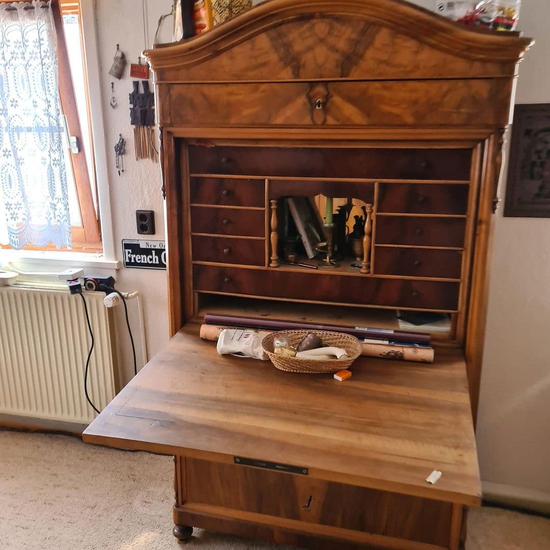 Prodej domu 180 m², pozemek 1.330 m², Altmünsterstr 16, Wiesbaden, Hessen Prodej domu 180 m², pozemek 1.330 m², Altmünsterstr 16, Wiesbaden, Hessen