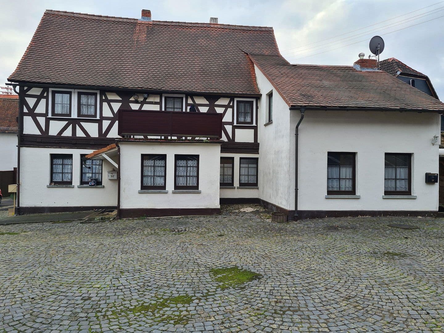 Prodej domu 180 m², pozemek 1.330 m², Wiesbaden, Hessen Prodej domu 180 m², pozemek 1.330 m², Wiesbaden, Hessen