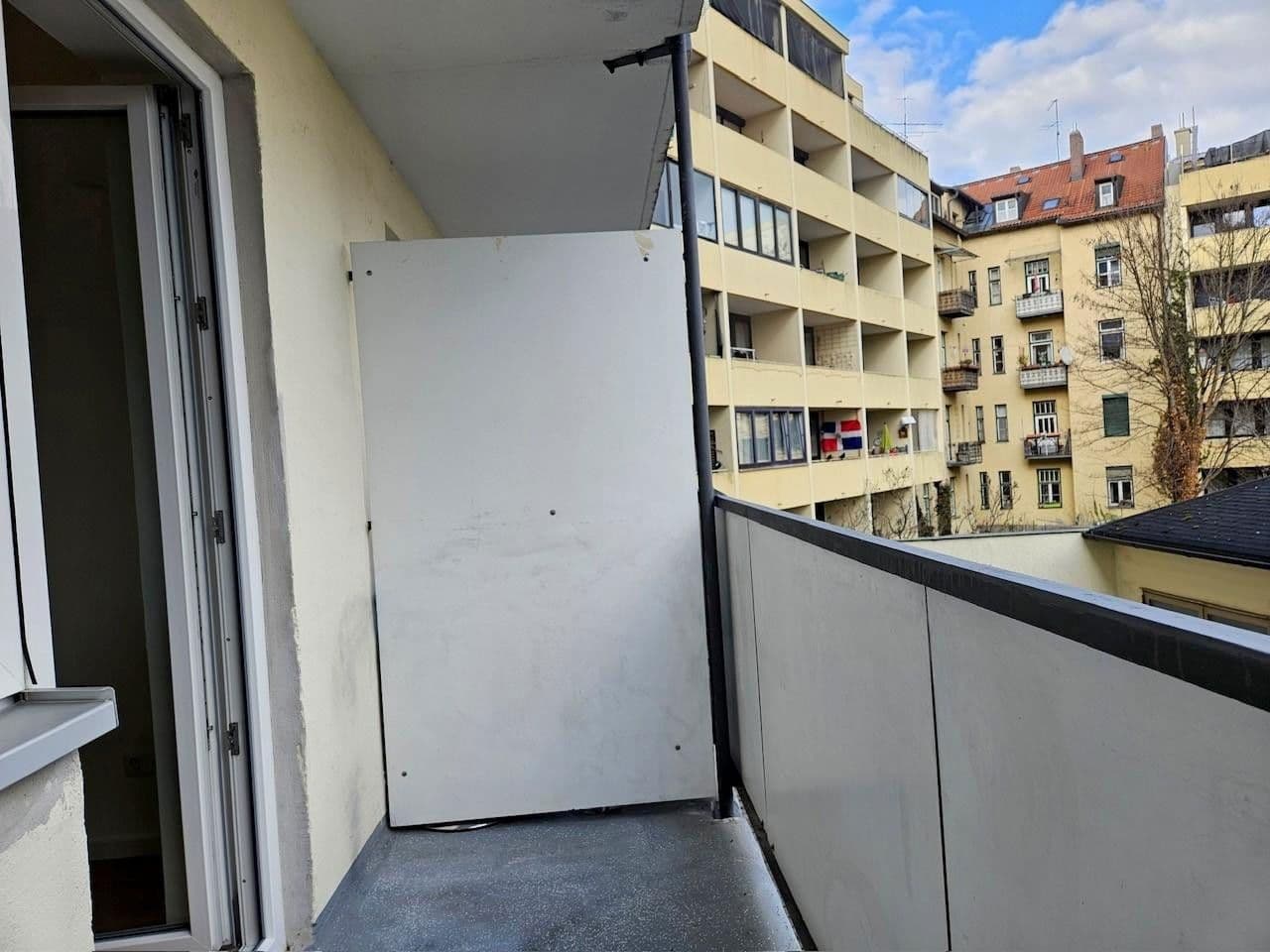 Pronájem bytu 1+1 20 m², Brecherspitzstraße 3, München, Bavorsko Pronájem bytu 1+1 20 m², Brecherspitzstraße 3, München, Bavorsko