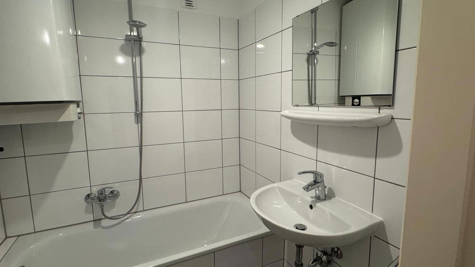 Pronájem bytu 1+1 20 m², Brecherspitzstraße 3, München, Bavorsko Pronájem bytu 1+1 20 m², Brecherspitzstraße 3, München, Bavorsko