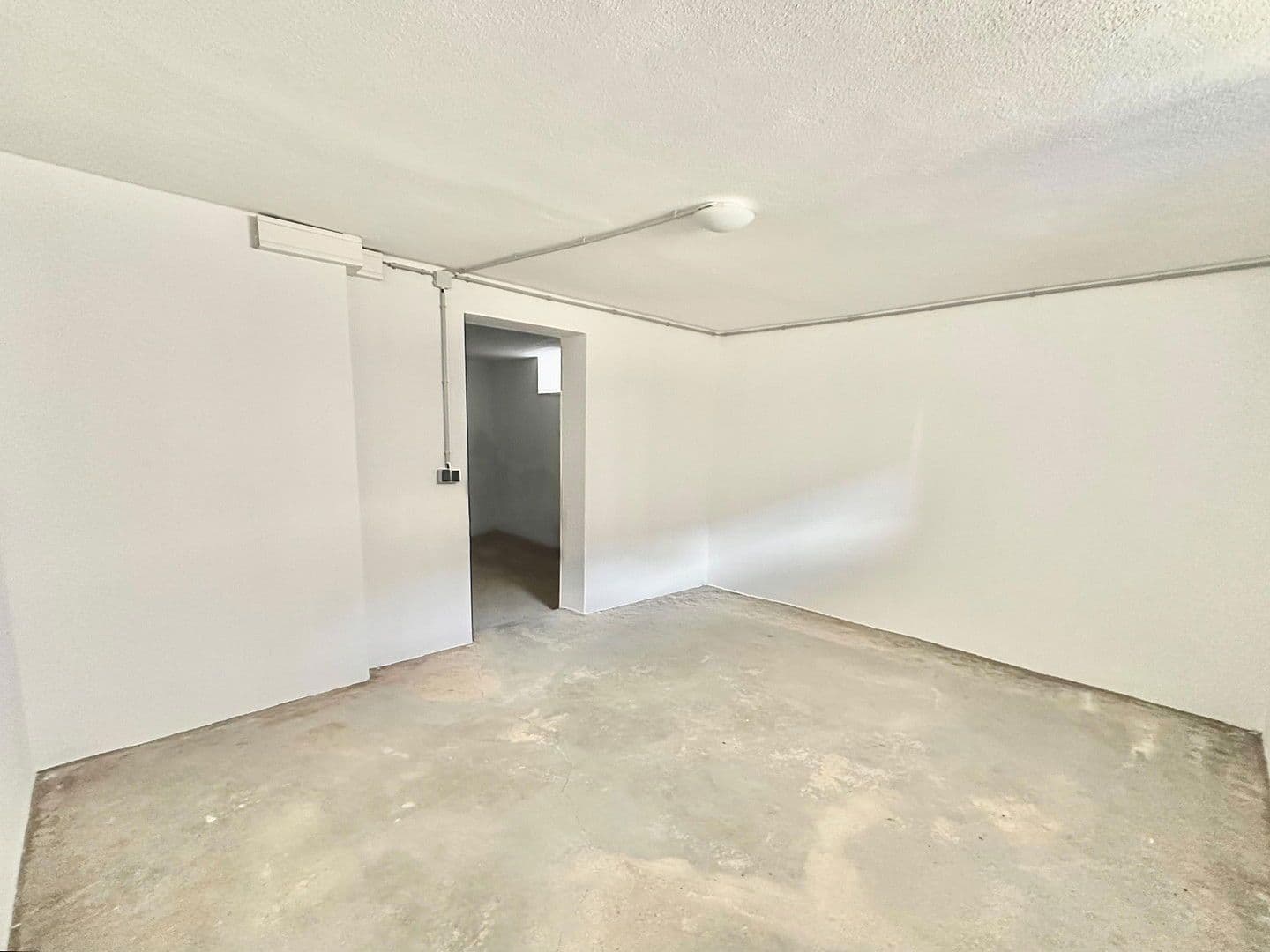 Pronájem nebytového prostoru 42 m², St.Pölten, Dolní Rakousko Pronájem nebytového prostoru 42 m², St.Pölten, Dolní Rakousko