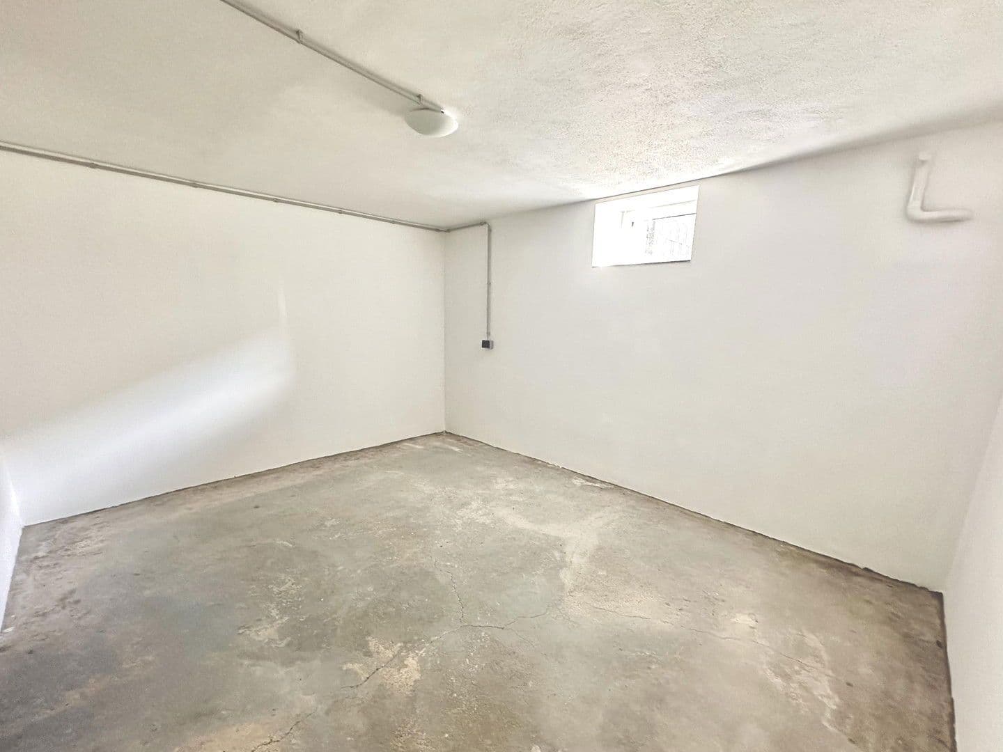 Pronájem nebytového prostoru 42 m², St.Pölten, Dolní Rakousko Pronájem nebytového prostoru 42 m², St.Pölten, Dolní Rakousko